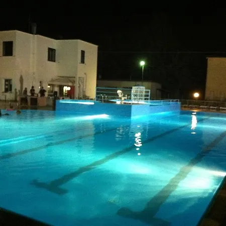 Centro Vacanze La Perla Pensión *