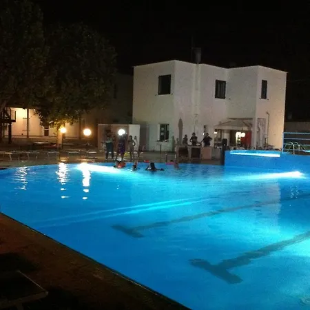 Centro Vacanze La Perla * ベラーリア・イジェア・マリーナ