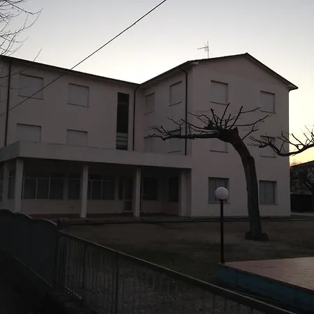 Centro Vacanze La Perla * Bellaria-Igea Marina